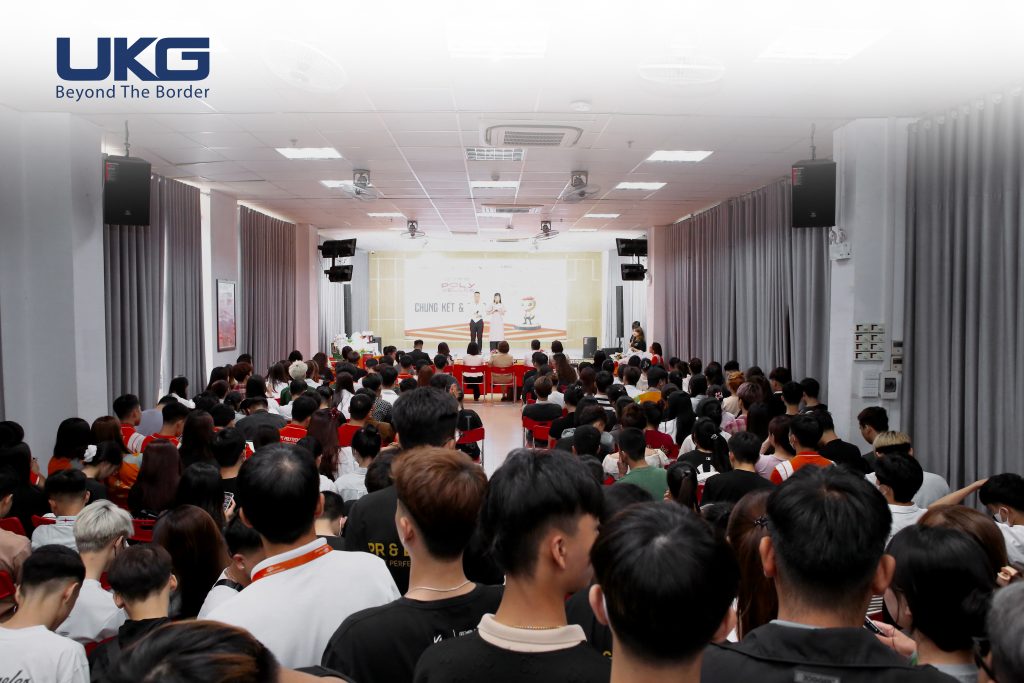 Toàn cảnh hội trường cuộc thi Chung kết Poly Seller 2024